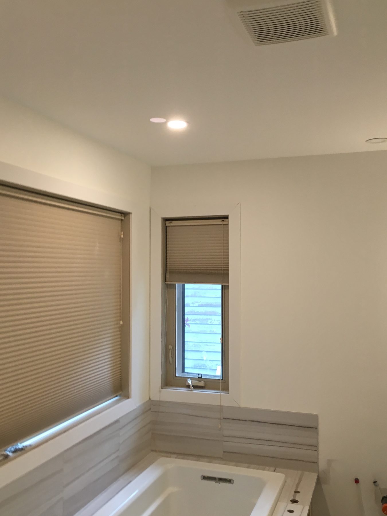 Overhead pot light installation